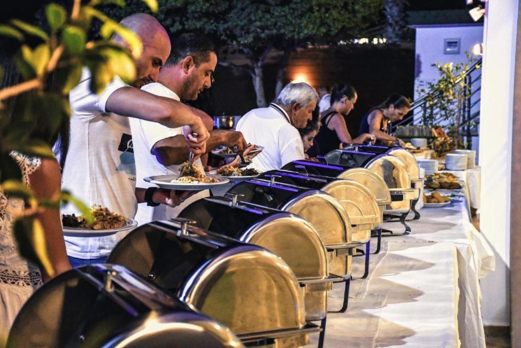 Mimoza Beachfront Hotel & Restaurant فاماغوستا المظهر الخارجي الصورة