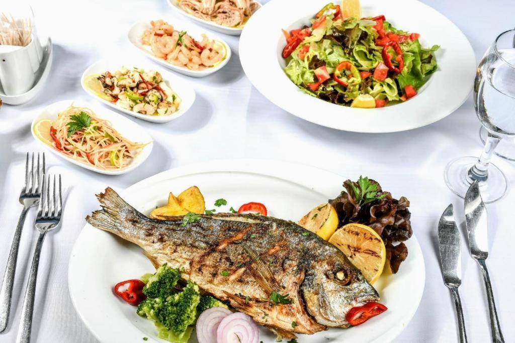 Mimoza Beachfront Hotel & Restaurant فاماغوستا المظهر الخارجي الصورة